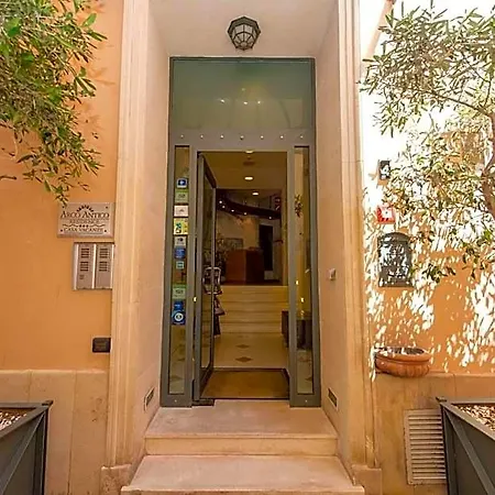 מלון Arco Antico